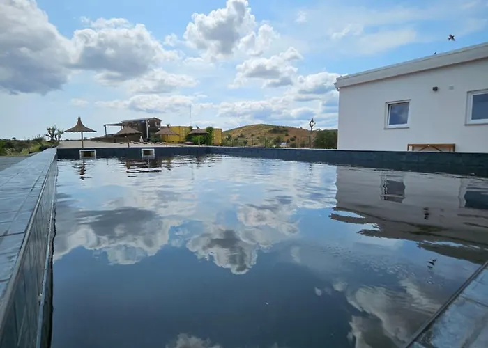 Portugals Infinity - Fantastica Com Vista De Mar Em * 塔维拉